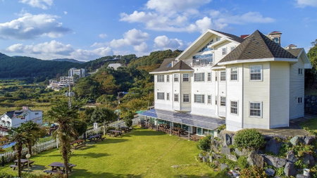Geoje Joeunde Pension, Geoje, South Korea