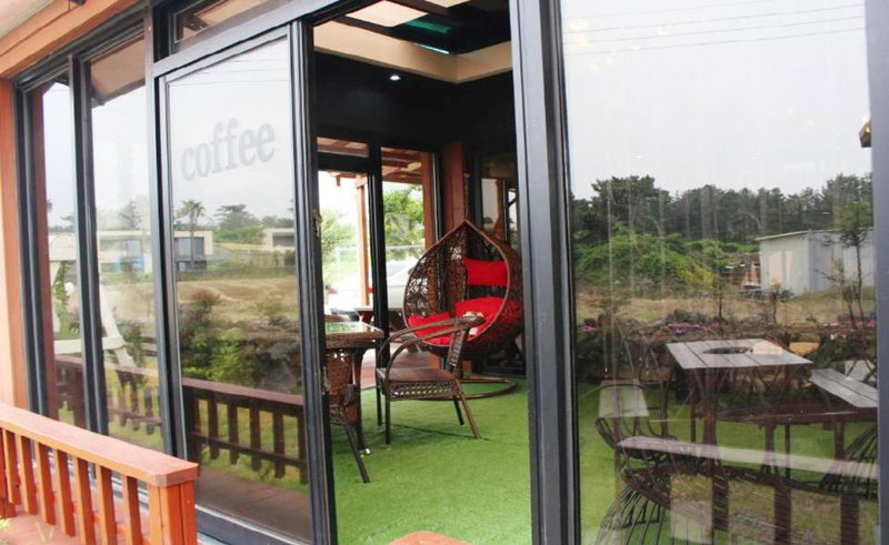 Starlight drops Pension, Jeju, South Korea