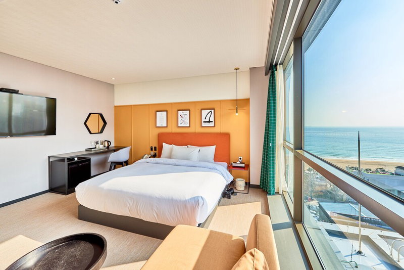 Brown Dot Hotel Songjeong, Busan, South Korea