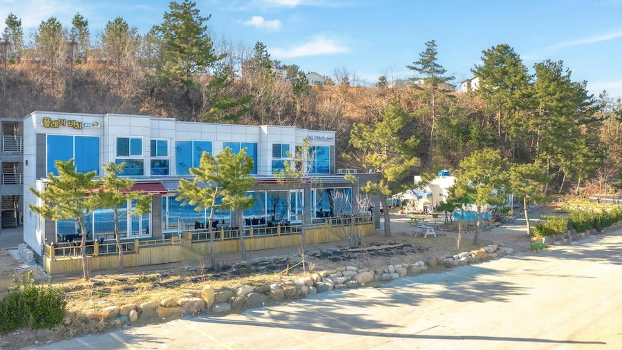 Pohang Playbeach Poolvilla, Pohang, South Korea