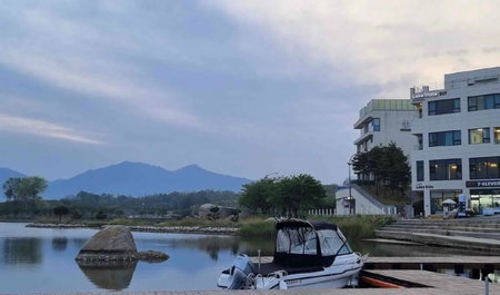 Lakestone&Hotel Sokcho, Sokcho, South Korea