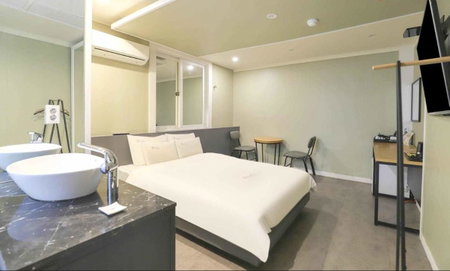 Gamdong Hotel, Busan, South Korea