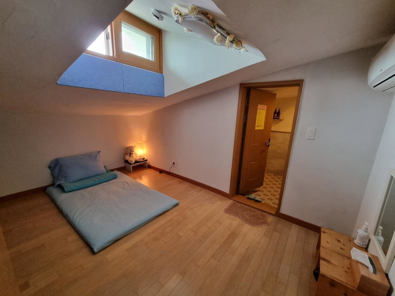 Tongyeong One Guesthouse, Tongyeong, South Korea