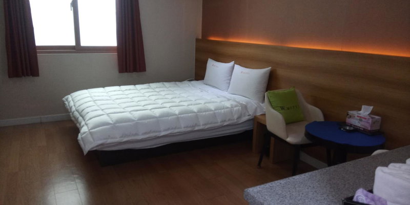 Gyeongju bulgooksa W Drive-in Motel, Gyeongju, South Korea