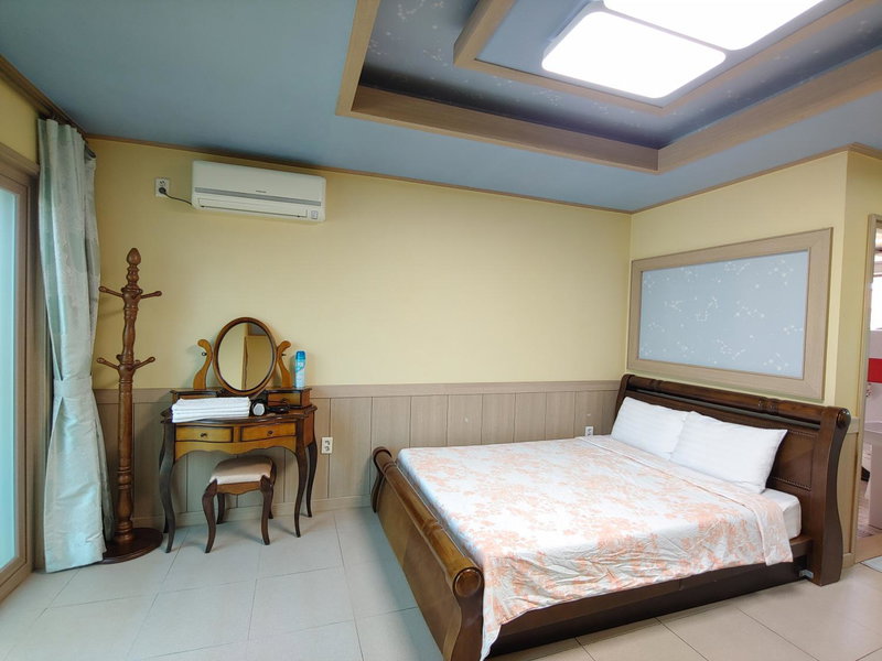 Gyulhouse Pension, Seogwipo, South Korea