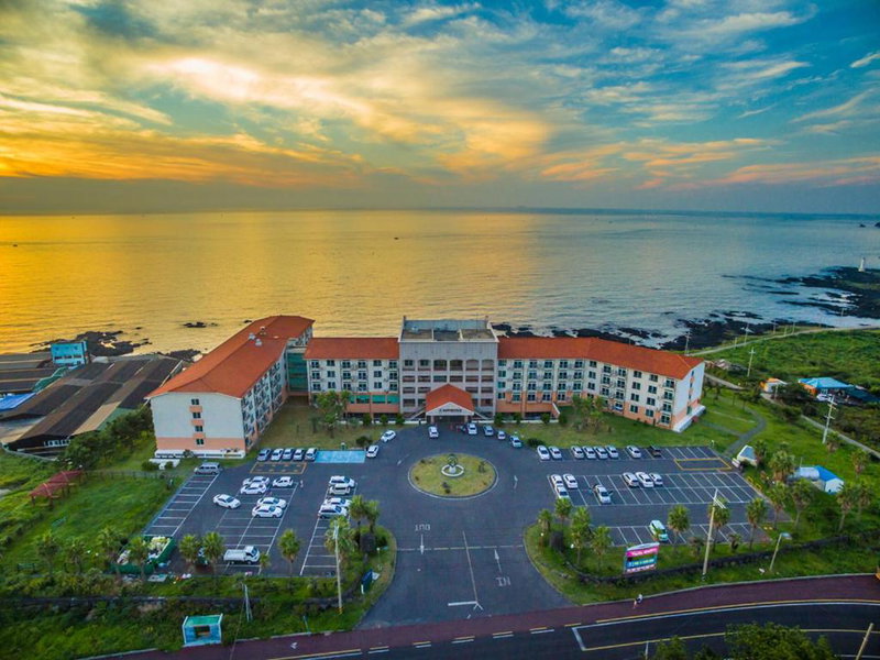 Jeju Ilsung Beach Condo, Jeju, South Korea