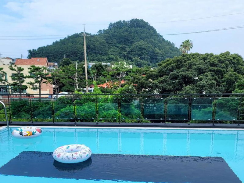 Baraquera Hotel, Seogwipo, South Korea