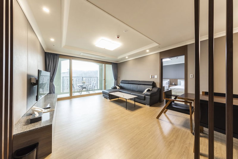 Baekhak Jayuro Resort, Yeoncheon, South Korea