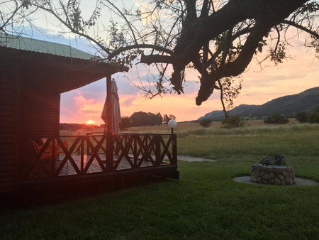 Intaba Thulile, Maanhaarrand, South Africa