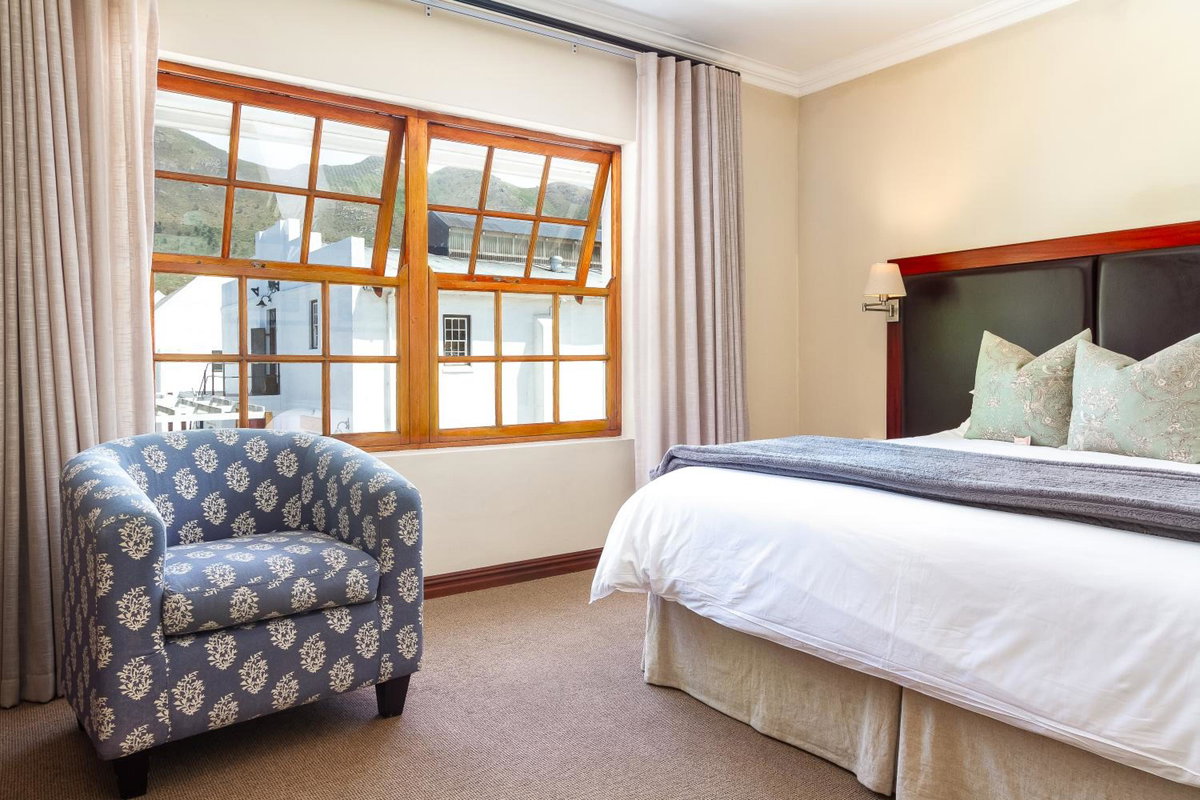 Hotel · Noordhoek Village Hotel, Noordhoek