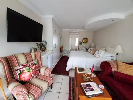 Gordon's Beach Lodge, Gordonʼs Bay, South Africa