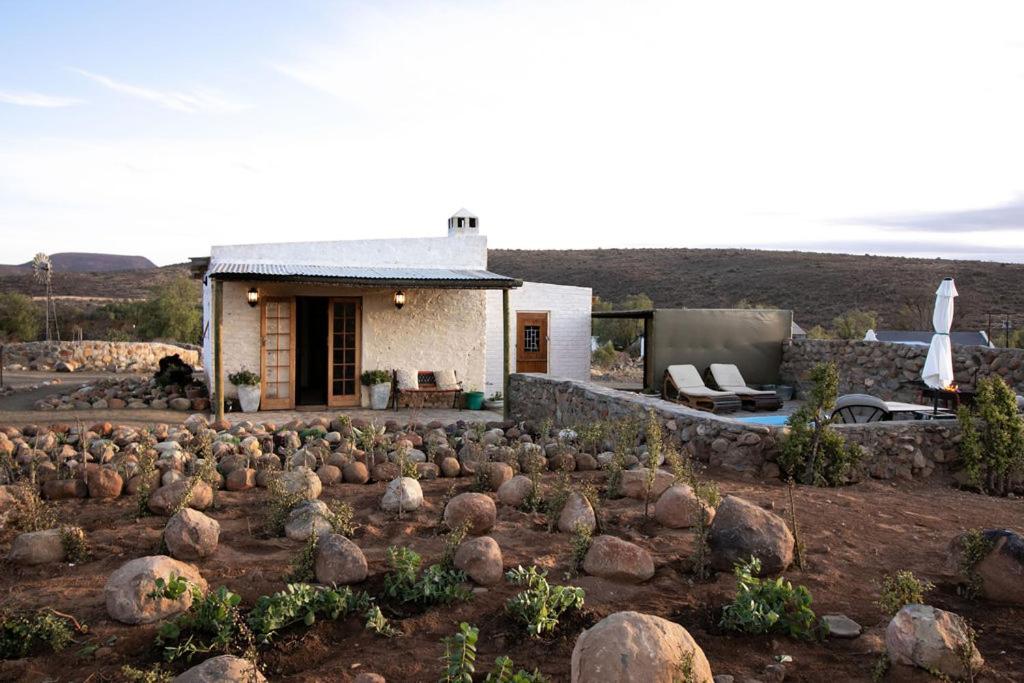 Hotel · Wild Olive Cottage, Graaff-Reinet