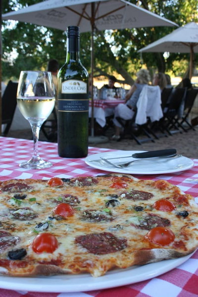 Under Oaks Guesthouse, Paarl, South Africa