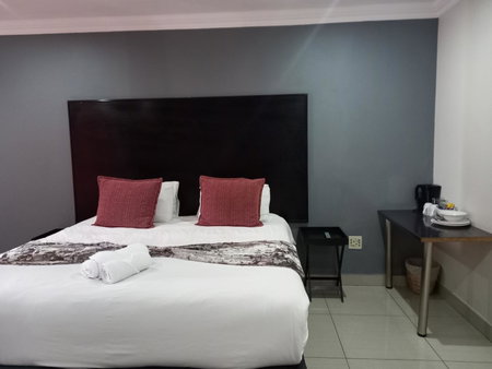Khayalami Hotel - Emalahleni, Witbank, South Africa