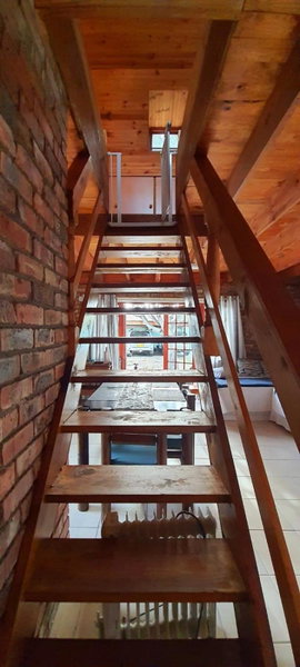 Cozy Cottage +/- 500m from the beach, Cape Town, South Africa