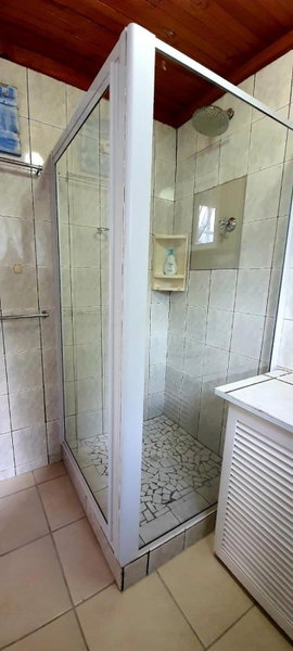Cozy Cottage +/- 500m from the beach, Cape Town, South Africa