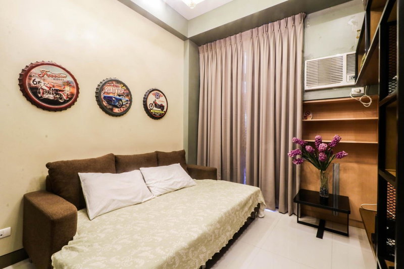 PRS at One Palm Tree Villa near T3 Airport, Manila, Philippines