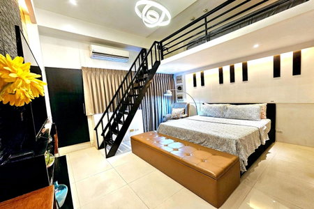 PRS at One Palm Tree Villa near T3 Airport, Manila, Philippines