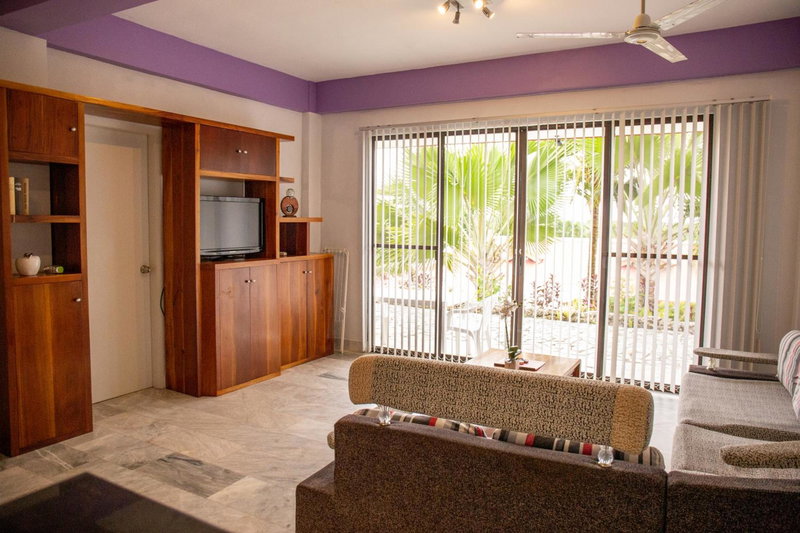 Seaview Hills Luxury Apartments & Rooms, Dauis, Philippines