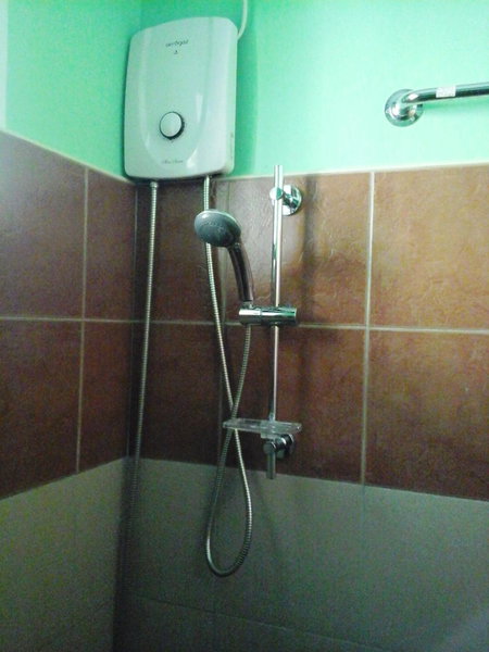 Xylla Guesthouse, Ytaya, Philippines