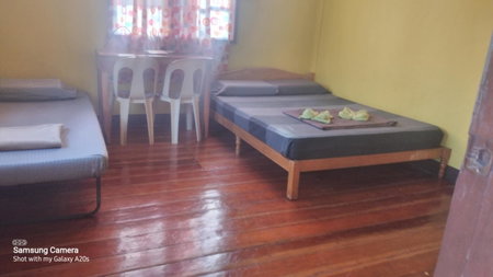 Xylla Guesthouse, Ytaya, Philippines