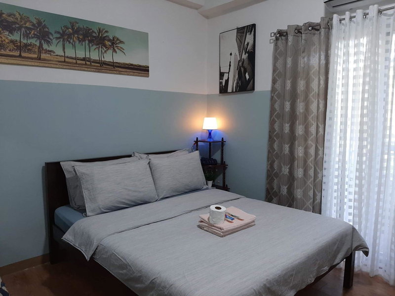 Cozy condo unit 5mins from Mactan Cebu Int'l Airport with Netflix, Mactan, Philippines