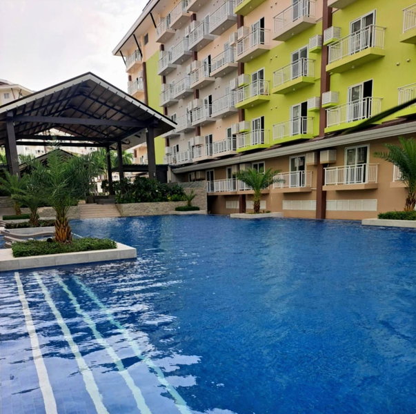 Cozy condo unit 5mins from Mactan Cebu Int'l Airport with Netflix, Mactan, Philippines