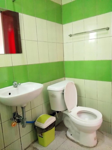 Aosmec Square Hotel, Mactan, Philippines