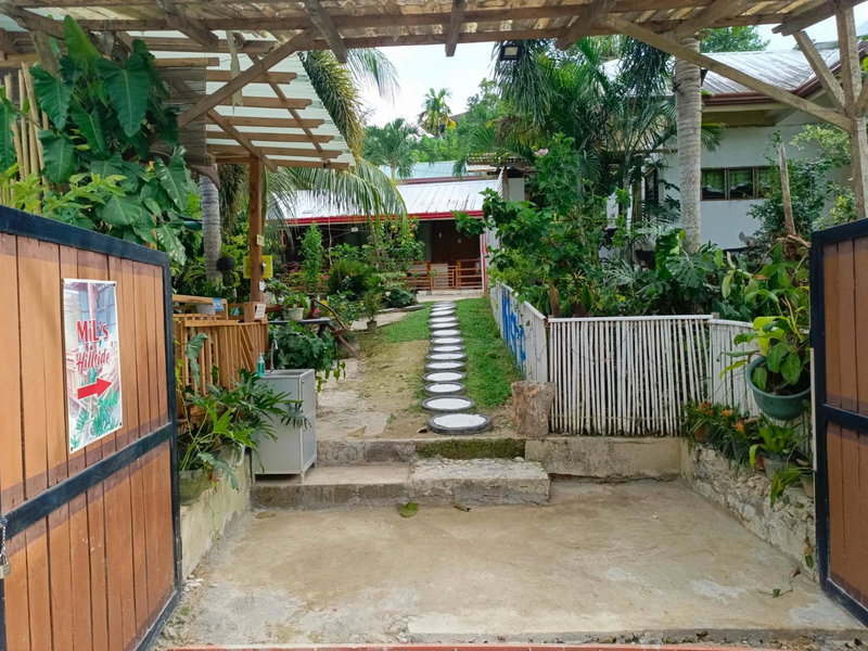 MiL's Hillside Tourist Inn, San Vicente, Philippines