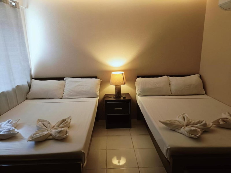 Claytown Pension House, Dumaguete, Philippines