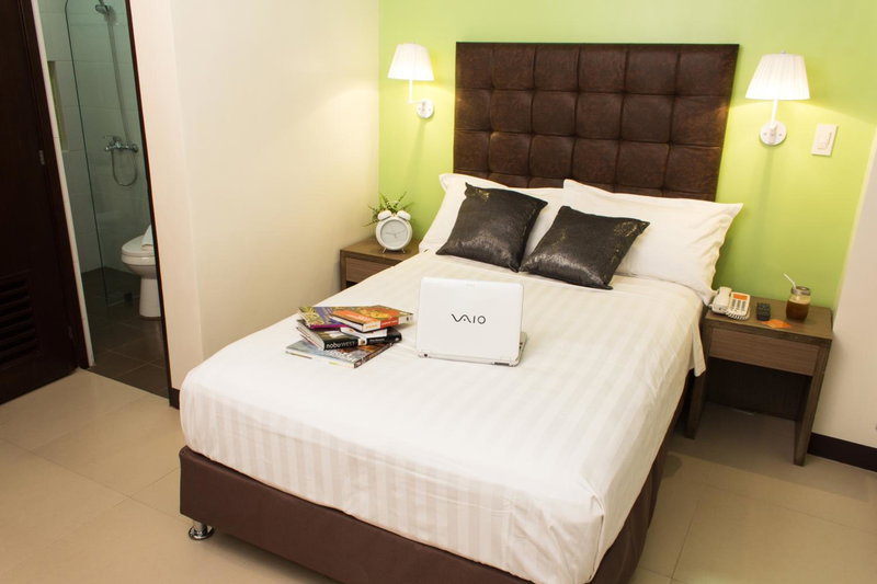 Apollonia Royale Hotel, Angeles, Philippines