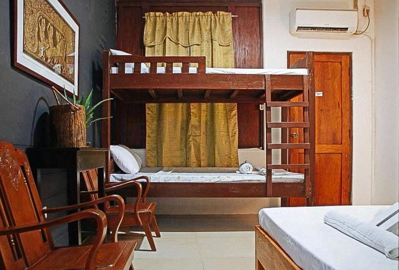 RedDoorz Hostel @ Deomar Hometel & Farm Cafe Ilocos Sur, Baritaoay, Philippines