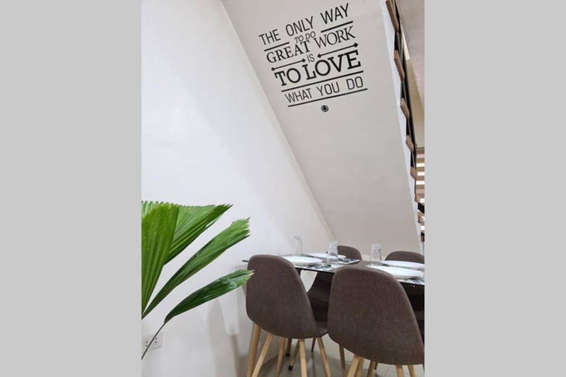 Cozy Space Near SM with Netflix and Fiber WiFi, Batangas City, Philippines