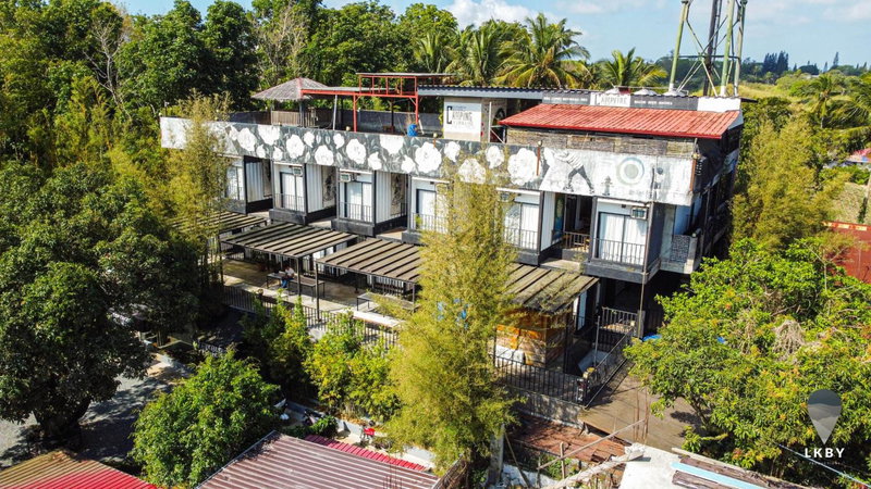 Containers by Eco Hotels, Tagaytay, Philippines