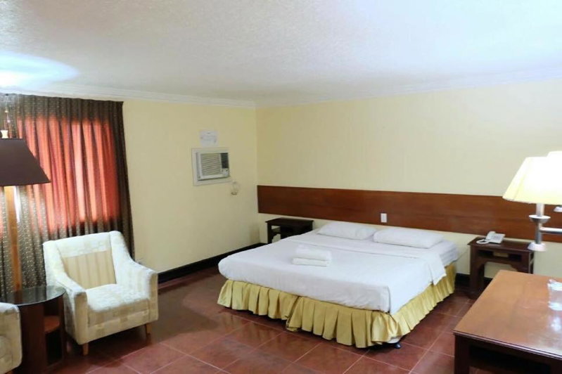 Dottie's Place Hotel & Restaurant, Butuan, Philippines