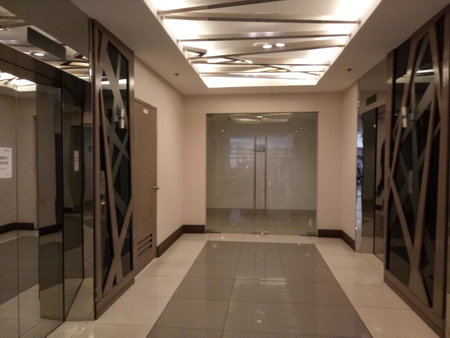 Chin's Place Sea Residences MOA, Manila, Philippines