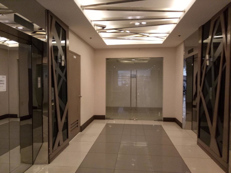 Chin's Place Sea Residences MOA, Manila, Philippines