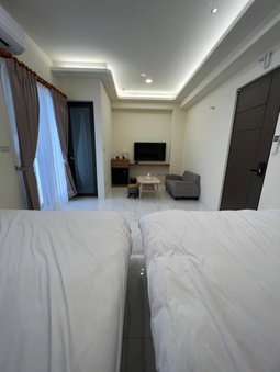 Hualien Leo and Alley Elevator B&B, Hualien City, Taiwan
