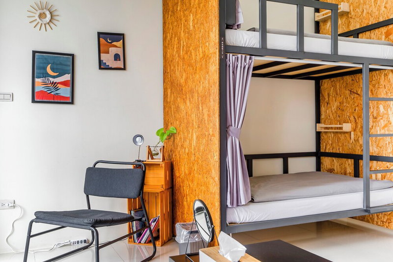 Stay in Jialeshuei, Hengchun, Taiwan