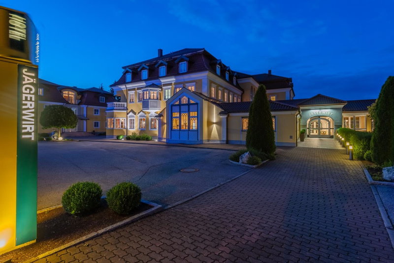 Gasthof Hotel Jägerwirt, Strasswalchen, Austria