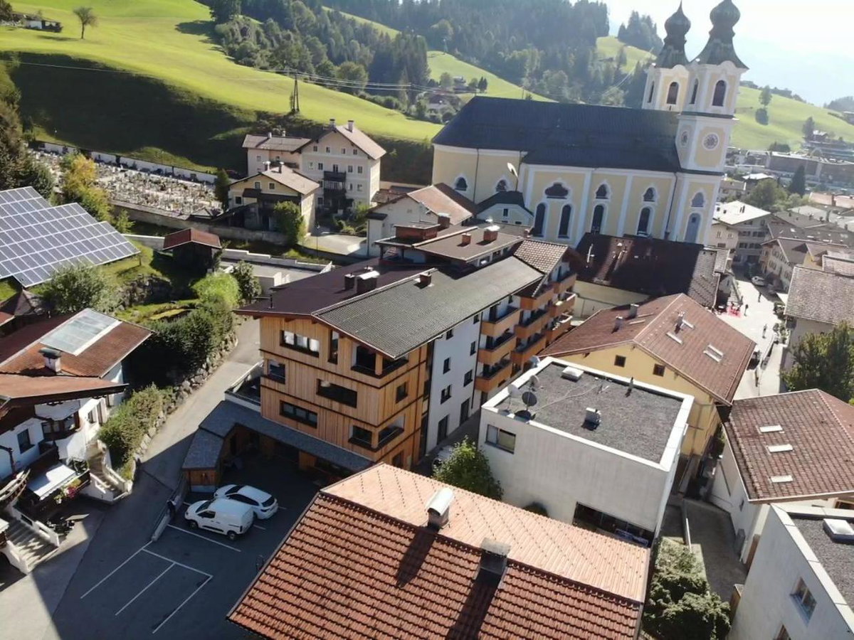 Hotel · Alpine Homes - Hopfgarten Zentrum, Hopfgarten Im Brixental