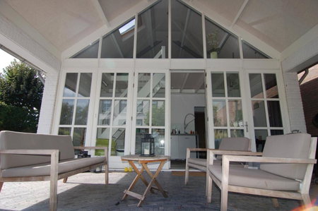 Gardenhouse with private jacuzzi and sauna, Teteringen, The Netherlands