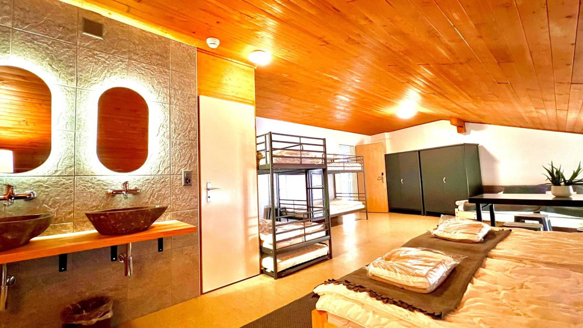 Hostel C'est la Vie, Switzerland
