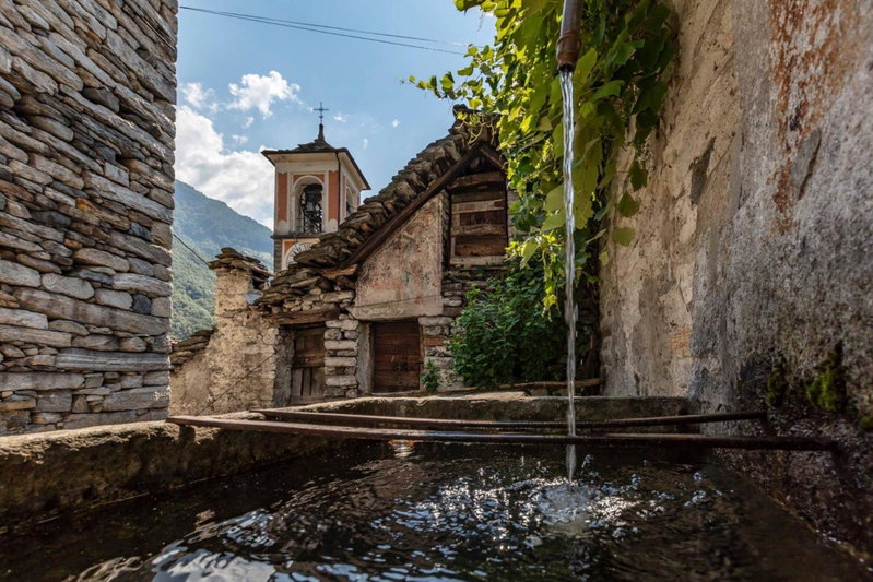 Appartamento ai Ronchi, Gordola, Switzerland