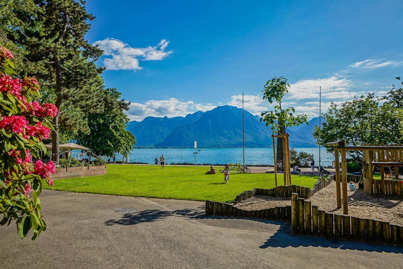 Tropical studio with a balcony - Lake View, Montreux, Switzerland