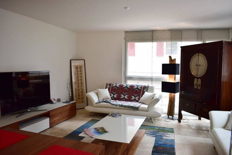 Modern Apartment 모던 펜션, Interlaken, Switzerland