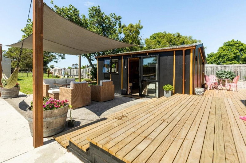 Stylish hideaway on High st Carterton, Carterton, New Zealand