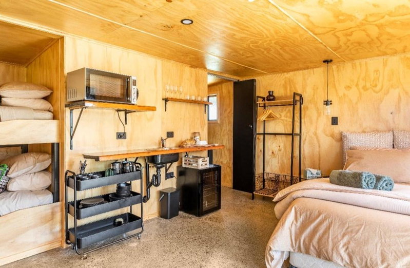 Stylish hideaway on High st Carterton, Carterton, New Zealand