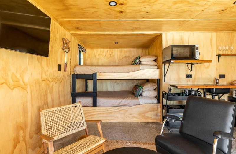 Stylish hideaway on High st Carterton, Carterton, New Zealand
