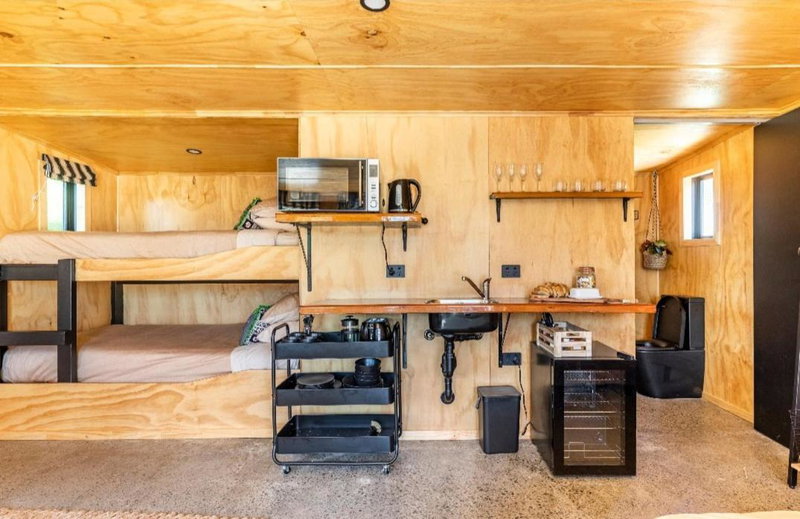 Stylish hideaway on High st Carterton, Carterton, New Zealand
